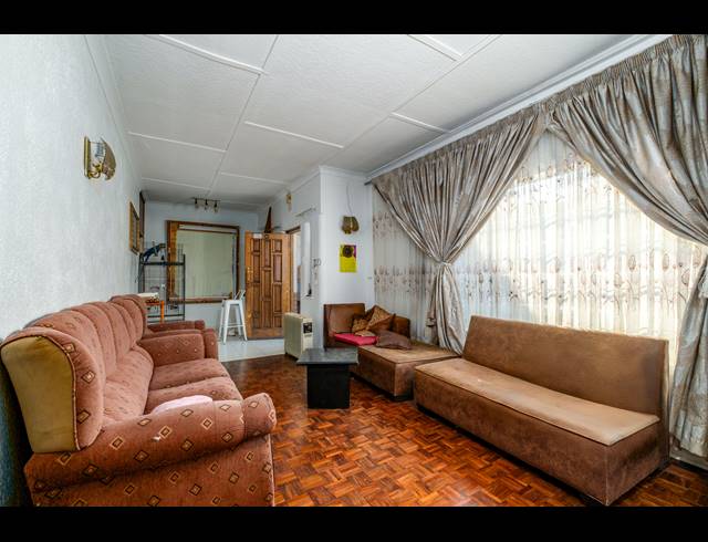 3 BEDROOM HOUSE FOR SALE IN HOMESTEAD PARK